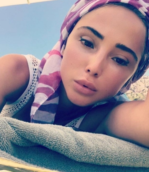 Boyko'nun eşi Lera - Görsel 7