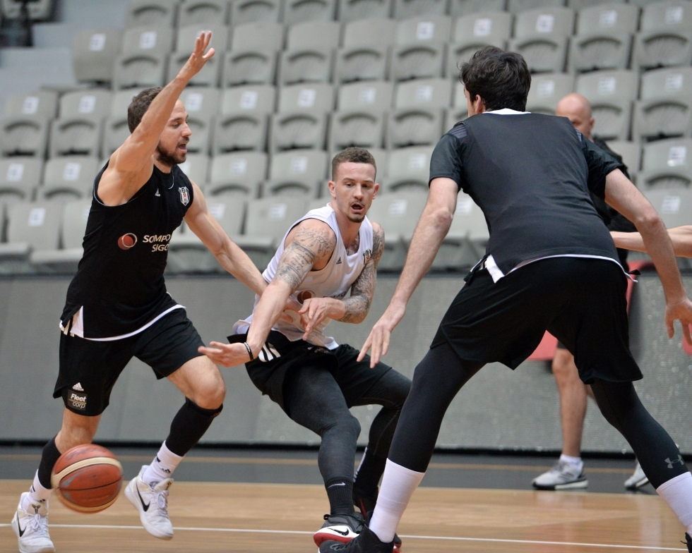 Beşiktaş Sompo Japan akşam antrenmanını tamamladı! İşte antrenmandan kareler... - Görsel 7