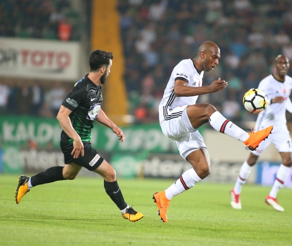 Akhisarspor - Beşiktaş karşılaşmasından kareler - Görsel 23