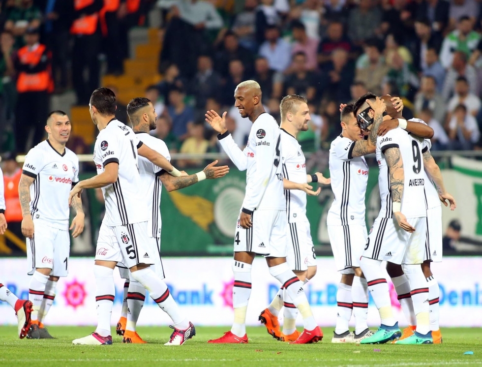 Akhisarspor - Beşiktaş karşılaşmasından kareler - Görsel 25