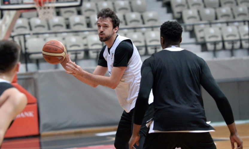 Beşiktaş Sompo Japan derbi hazırlıklarını sürdürüyor - Görsel 7