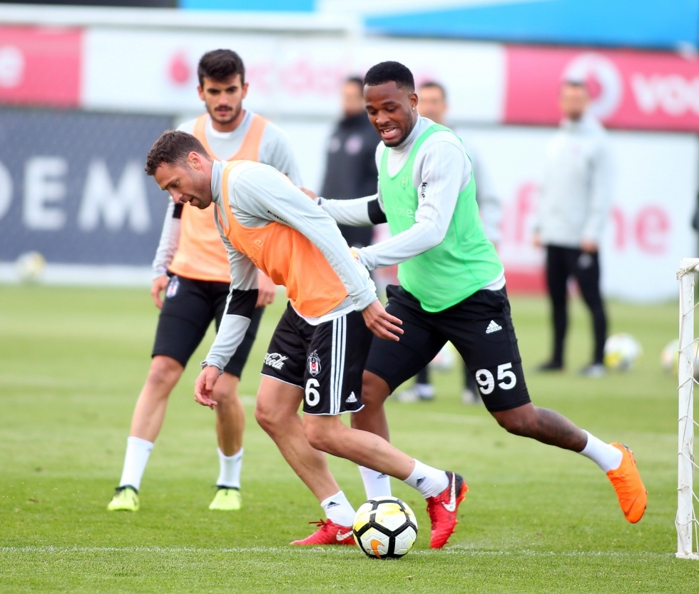 Beşiktaş Kayserispor maçı hazırlıklarını sürdürdü! İşte antrenmandan kareler - Görsel 11