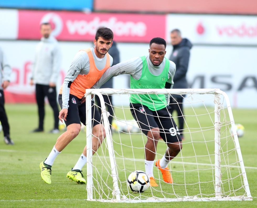 Beşiktaş Kayserispor maçı hazırlıklarını sürdürdü! İşte antrenmandan kareler - Görsel 12