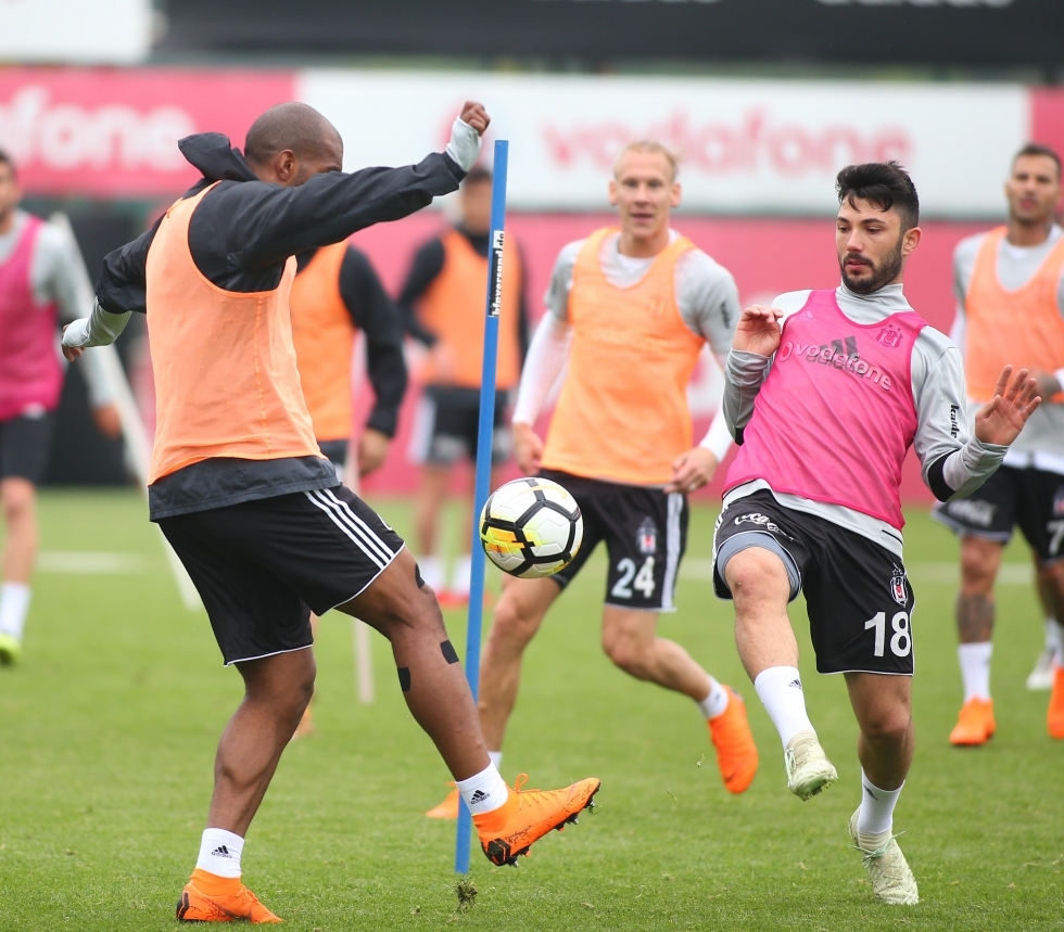 Beşiktaş, Kayserispor maçı hazırlıklarını sürdürdü! İşte antrenmandan kareler - Görsel 11