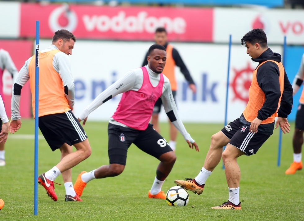 Beşiktaş, Kayserispor maçı hazırlıklarını sürdürdü! İşte antrenmandan kareler - Görsel 3