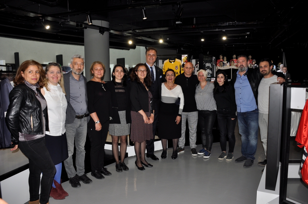 Efsane Formalar Sergisi sergisi açıldı - Görsel 4