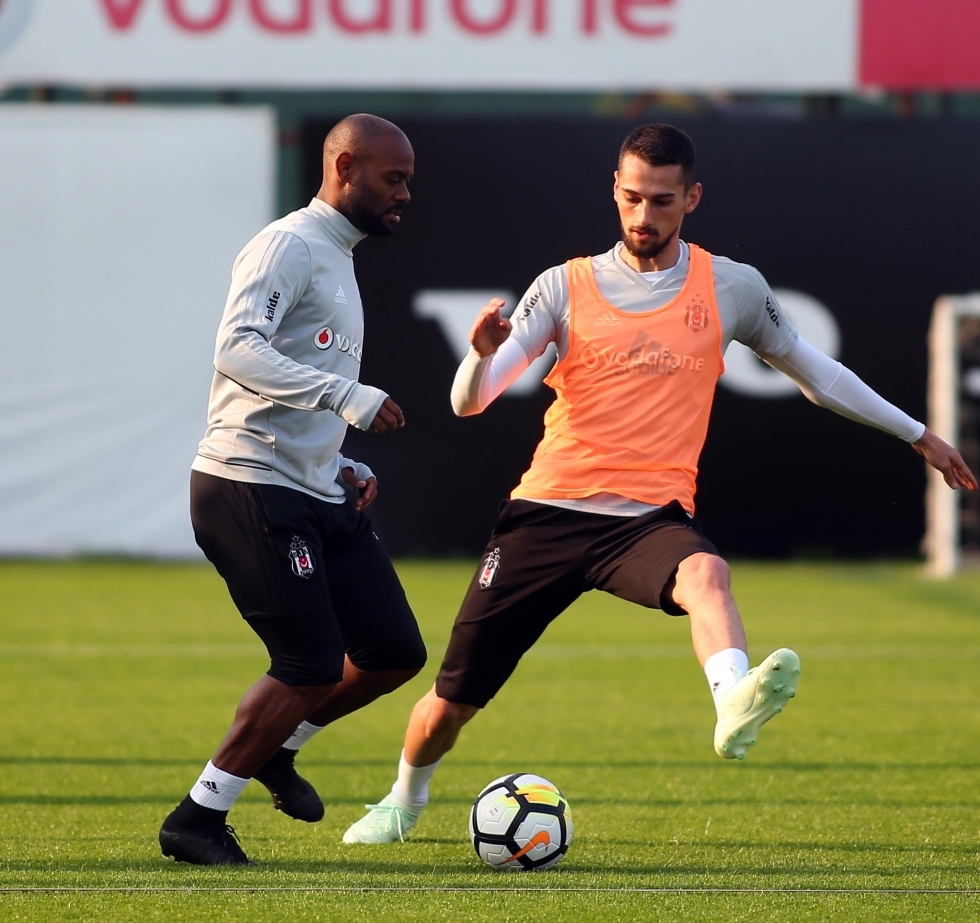 Beşiktaş, Osmanlıspor maçına hazırlanıyor! İşte antrenmandan kareler - Görsel 13