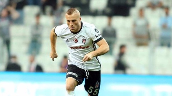Beşiktaş'ta sezon boyunca 32 oyuncu süre aldı! Peki bu oyuncular kaç dakika oynadılar? - Görsel 1