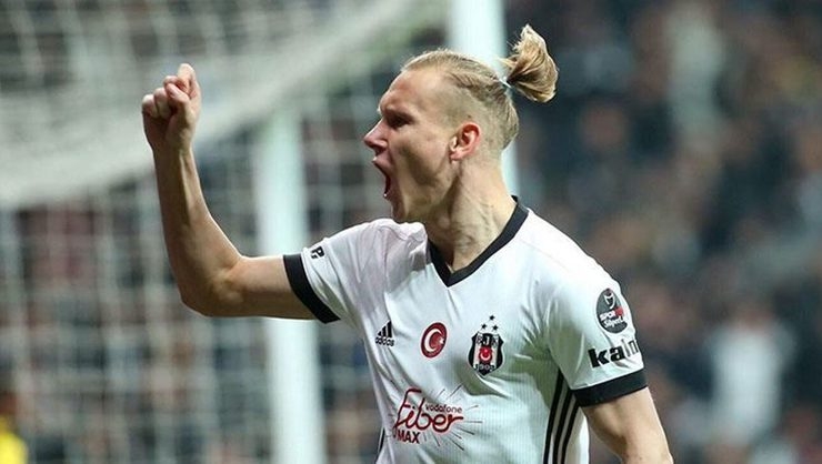 Beşiktaş'ta sezon boyunca 32 oyuncu süre aldı! Peki bu oyuncular kaç dakika oynadılar? - Görsel 15
