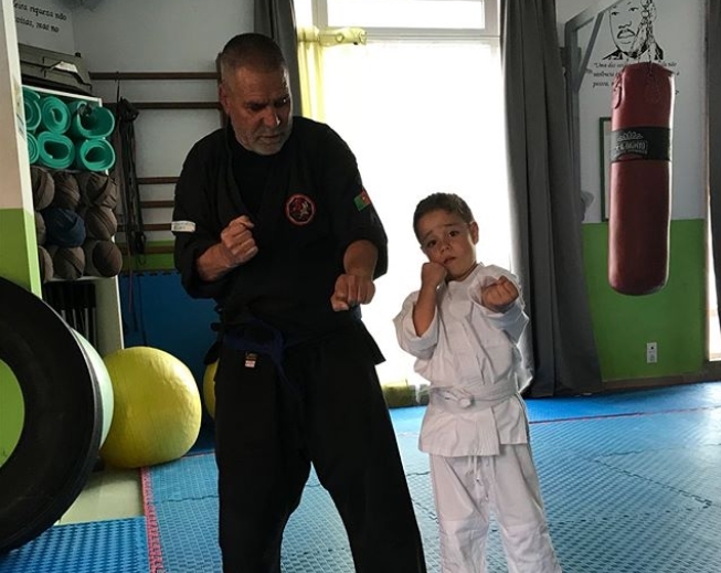 Ricky Boy karate yapıyor! - Görsel 4