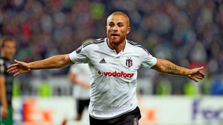 Beşiktaş’ın çift pasaportlu isimleri! Tam 11 kişi - Görsel 10