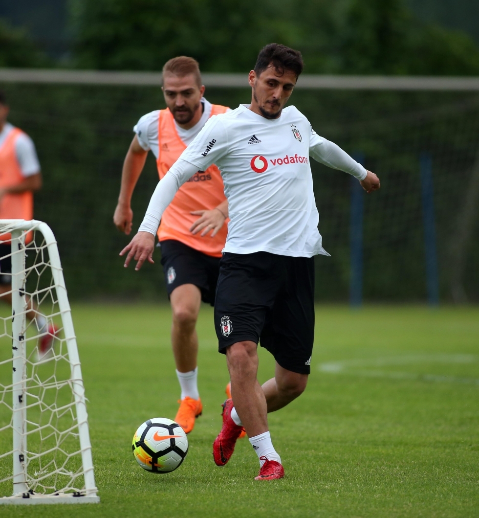 Beşiktaş yeni sezon hazırlıklarına başladı! İşte antrenmandan kareler... - Görsel 16