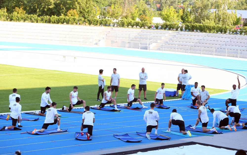 Beşiktaş'ın akşam antrenmanından görüntüler - Görsel 25