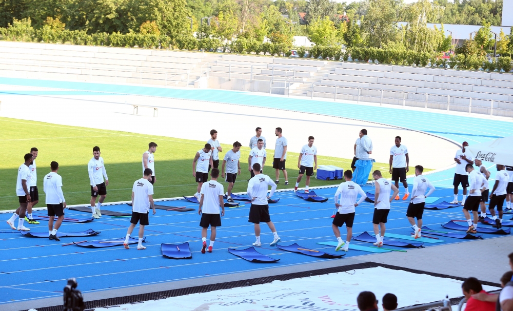 Beşiktaş'ın akşam antrenmanından görüntüler - Görsel 26