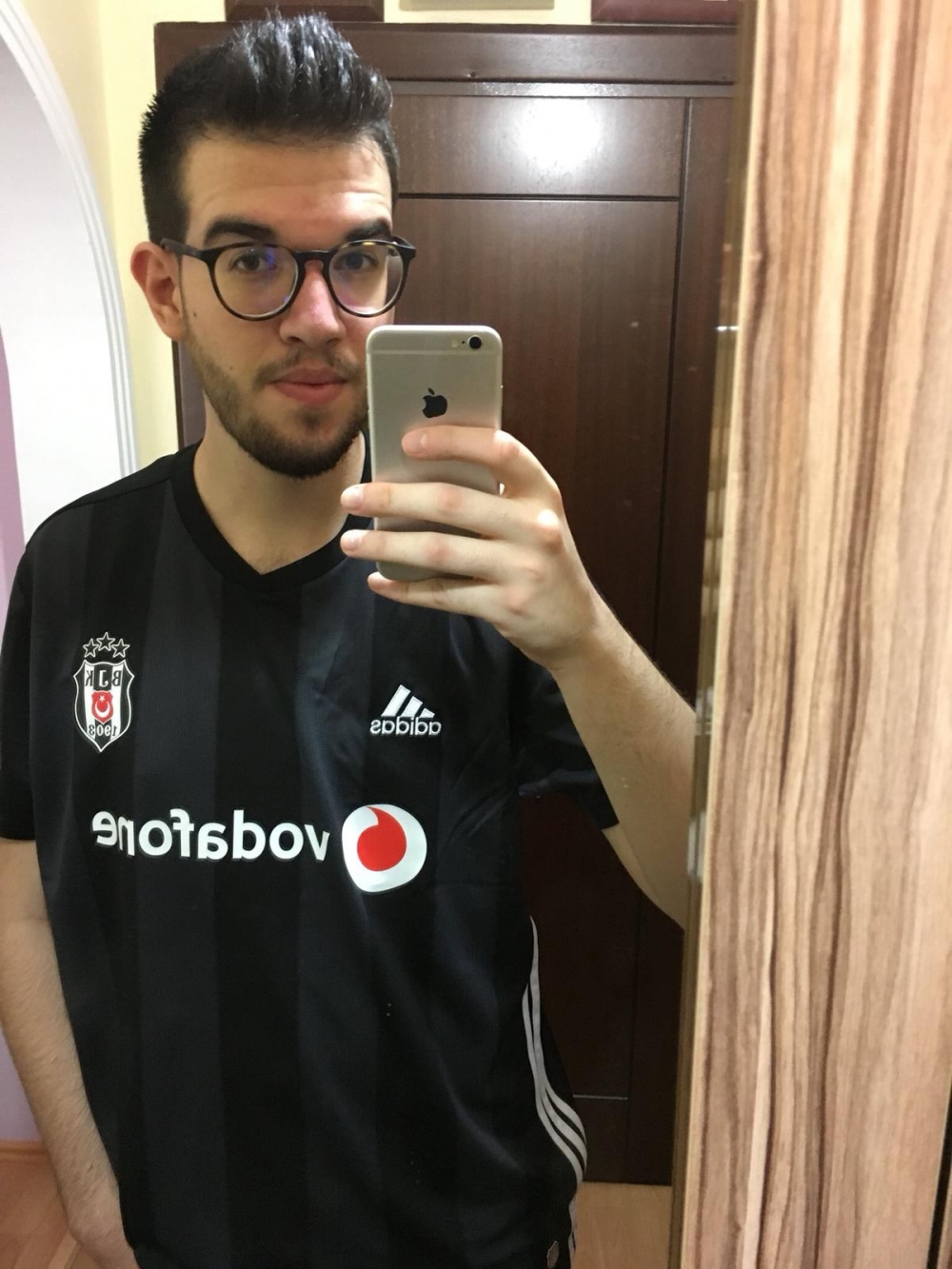 Beşiktaş’ın yeni sezon formaları satışta! İşte ilk fotoğraflar - Görsel 5