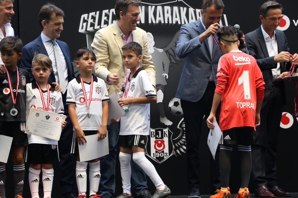 “Geleceğin Karakartalı” projesinin finali Vodafone Park'ta yapıldı! İşte o anlardan kareler - Görsel 9