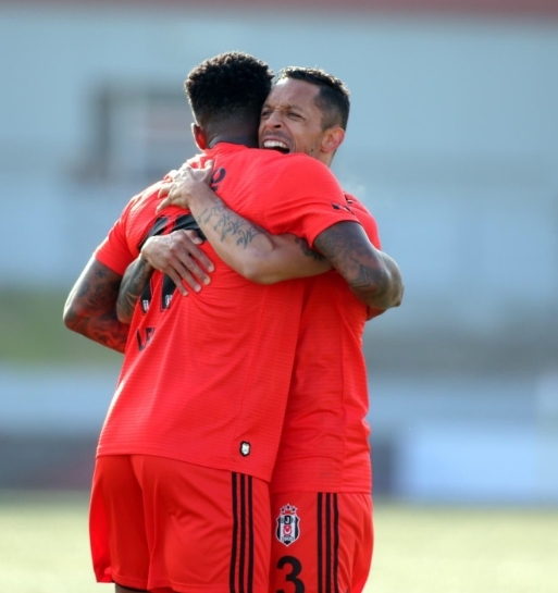 B36 Torshavn - Beşiktaş karşılaşmasından kareler - Görsel 4