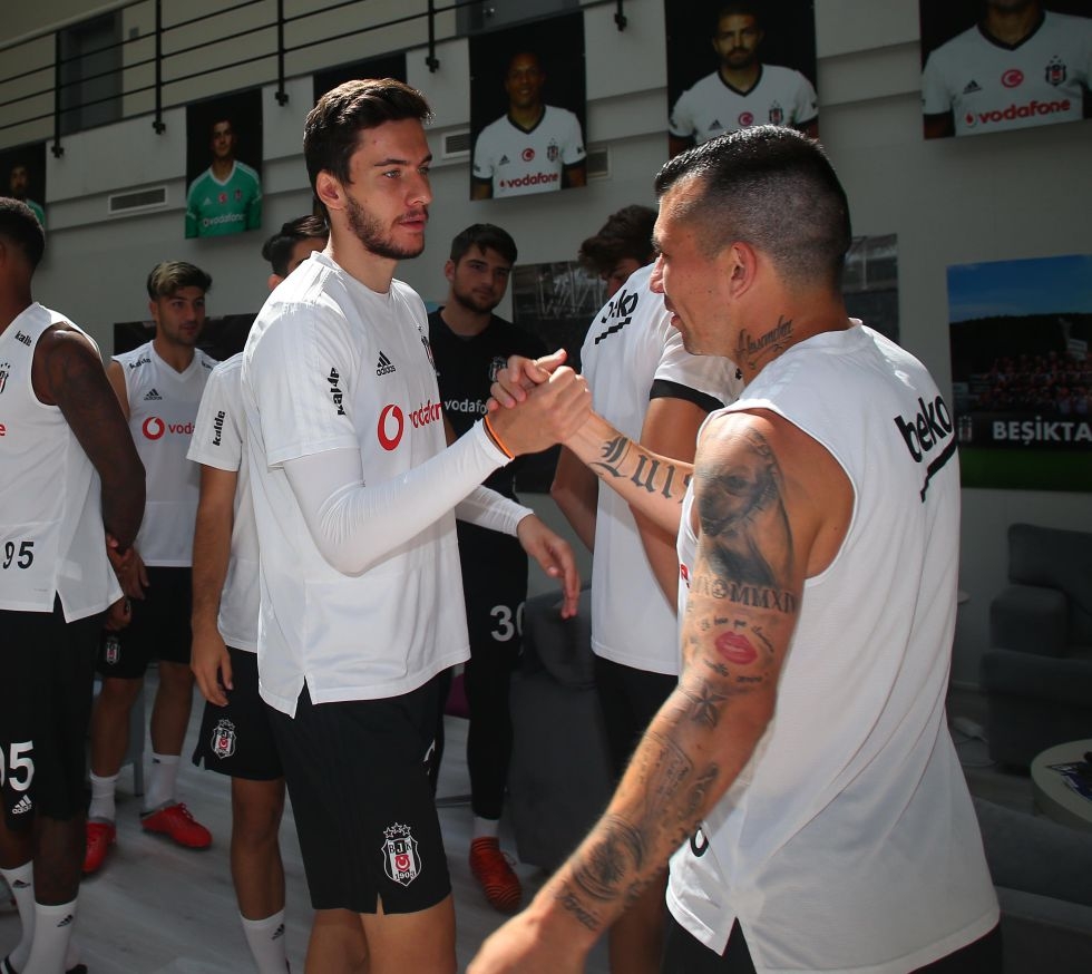 Gary Medel’in doğum günü kutlandı - Görsel 7