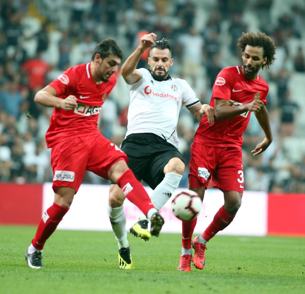 Beşiktaş - Antalyaspor karşılaşmasından kareler - Görsel 27