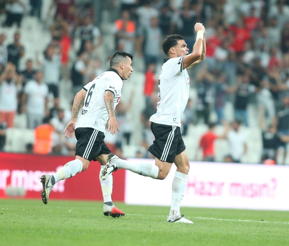 Beşiktaş - Antalyaspor karşılaşmasından kareler - Görsel 31
