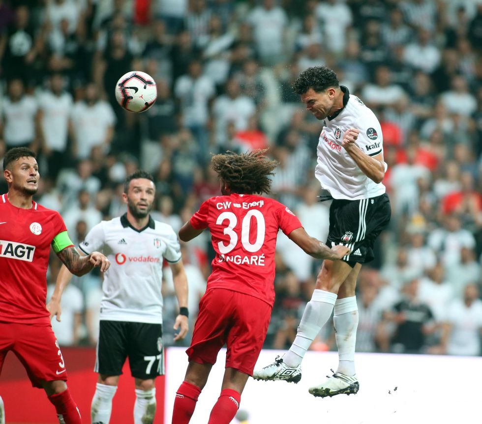 Beşiktaş - Antalyaspor karşılaşmasından kareler - Görsel 32