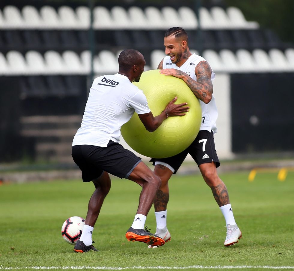 Beşiktaş antrenmanından kareler - Görsel 15