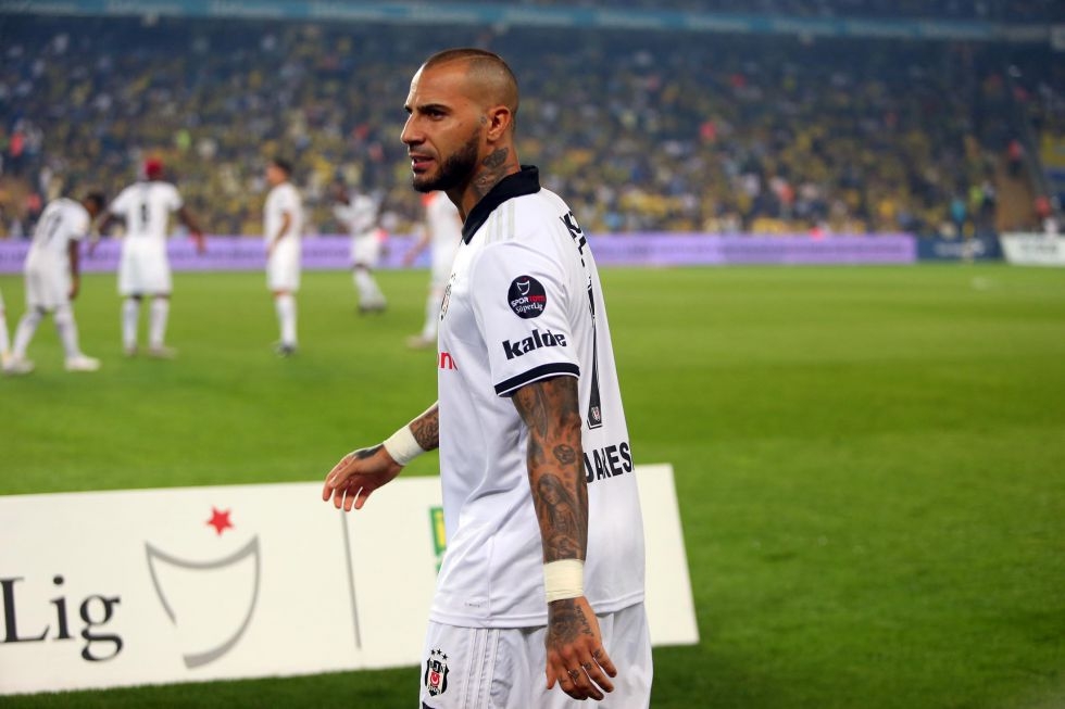 Fenerbahçe Beşiktaş derbisinden kareler - Görsel 2