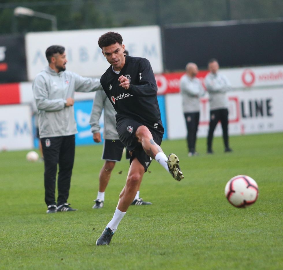 Beşiktaş antrenmanından kareler - Görsel 6