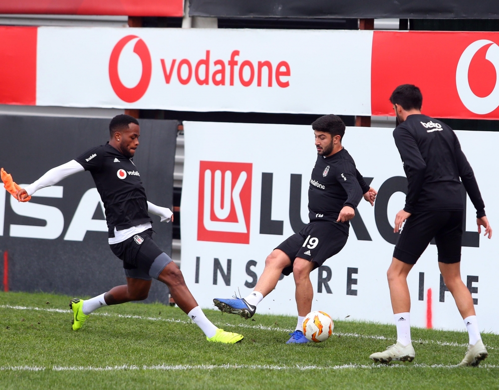 Beşiktaş'ın Genk maçı hazırlıklarından kareler - Görsel 1