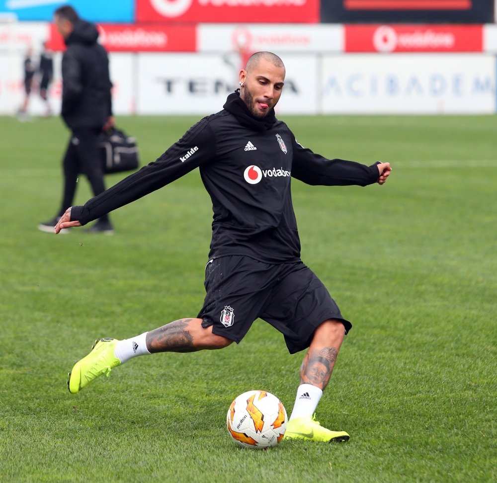 Beşiktaş'ın Genk maçı hazırlıklarından kareler - Görsel 12