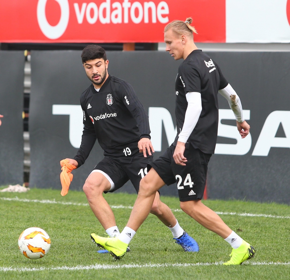 Beşiktaş'ın Genk maçı hazırlıklarından kareler - Görsel 6