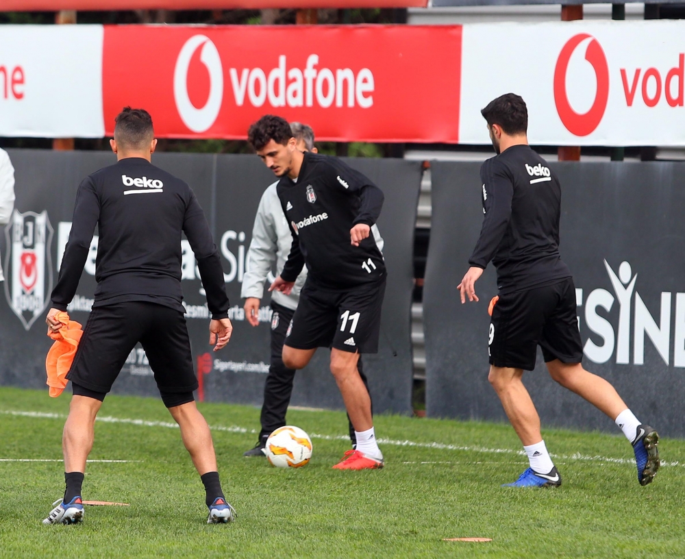 Beşiktaş'ın Genk maçı hazırlıklarından kareler - Görsel 7