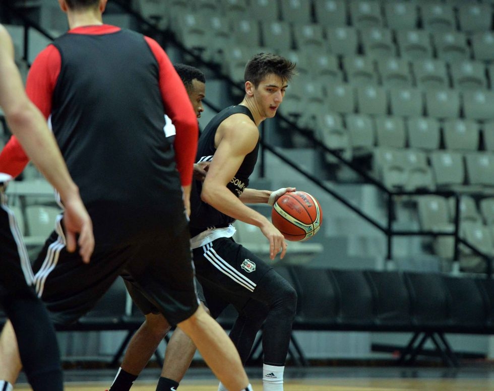 Beşiktaş Sompo Japan antrenmanından kareler - Görsel 7