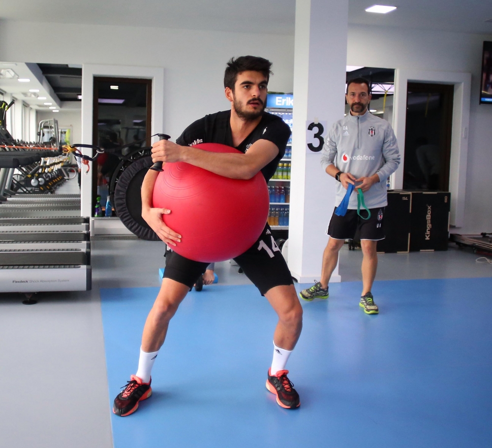 Beşiktaş salonda çalıştı - Görsel 3