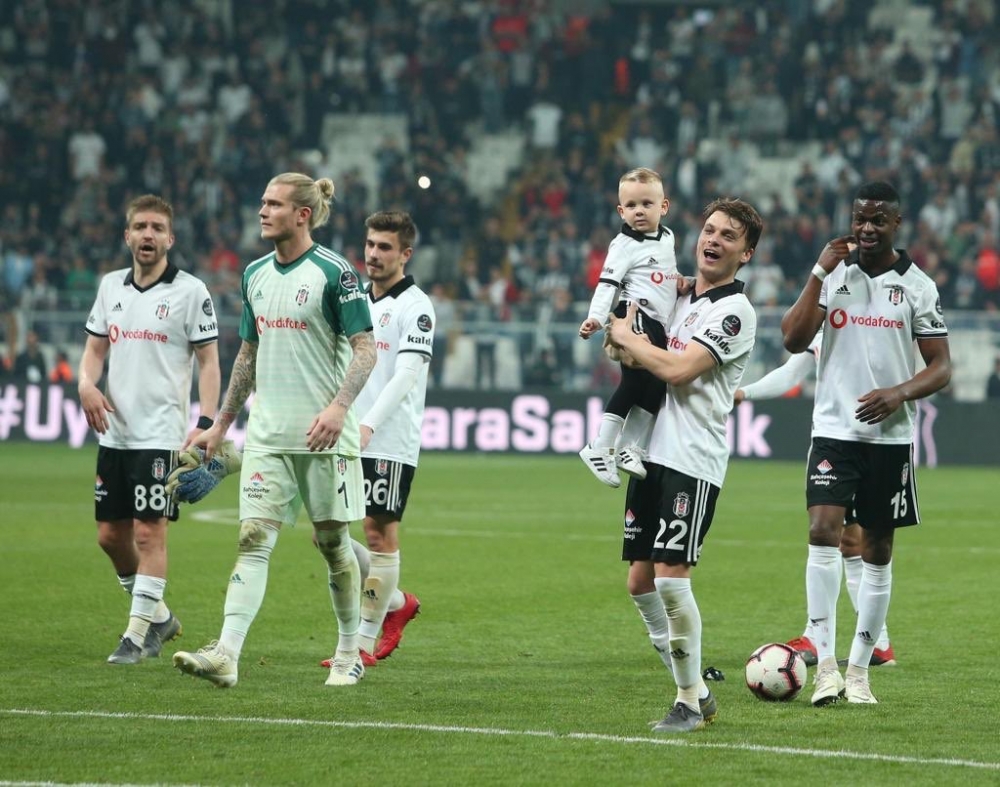 Maç sonu üçlüsü Loris Karius'tan - Görsel 4