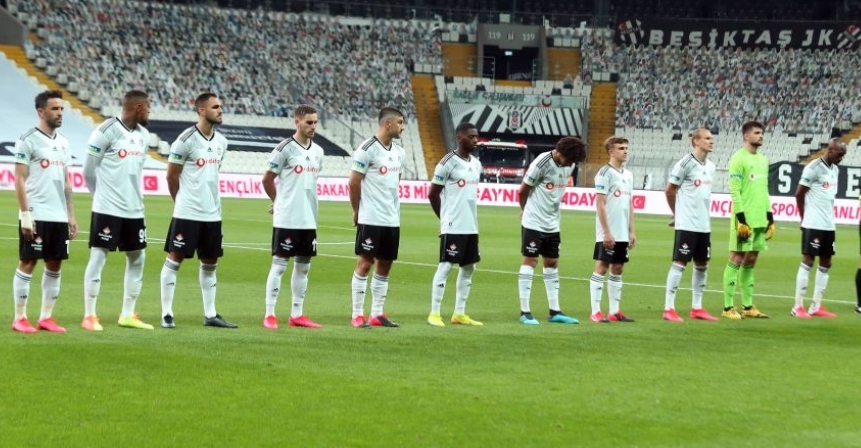 Beşiktaş-Antalyaspor maçının ardından spor yazarlarının görüşleri... "Takımın en iyisi yine 36’lık Atiba" - Görsel 15