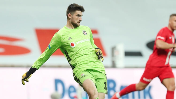 Beşiktaş-Antalyaspor maçının ardından spor yazarlarının görüşleri... "Takımın en iyisi yine 36’lık Atiba" - Görsel 4