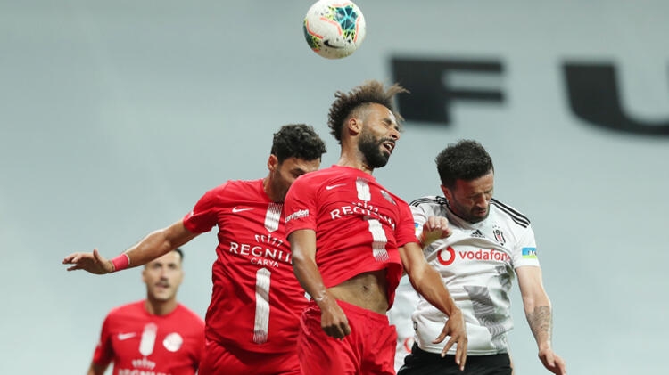 Beşiktaş-Antalyaspor maçının ardından spor yazarlarının görüşleri... "Takımın en iyisi yine 36’lık Atiba" - Görsel 6