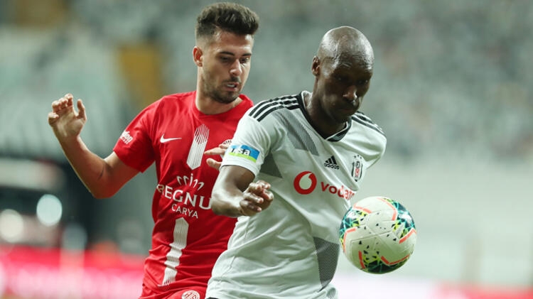Beşiktaş-Antalyaspor maçının ardından spor yazarlarının görüşleri... "Takımın en iyisi yine 36’lık Atiba" - Görsel 9