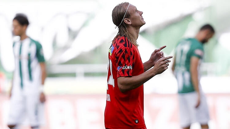 Beşiktaş'ın en değerli 20 futbolcusu - Görsel 17