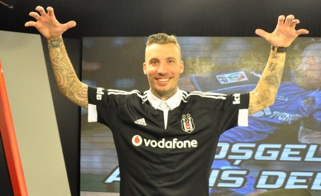 Beşiktaş’ın son 14 sezonda yaptığı devre arası transferleri - Görsel 29