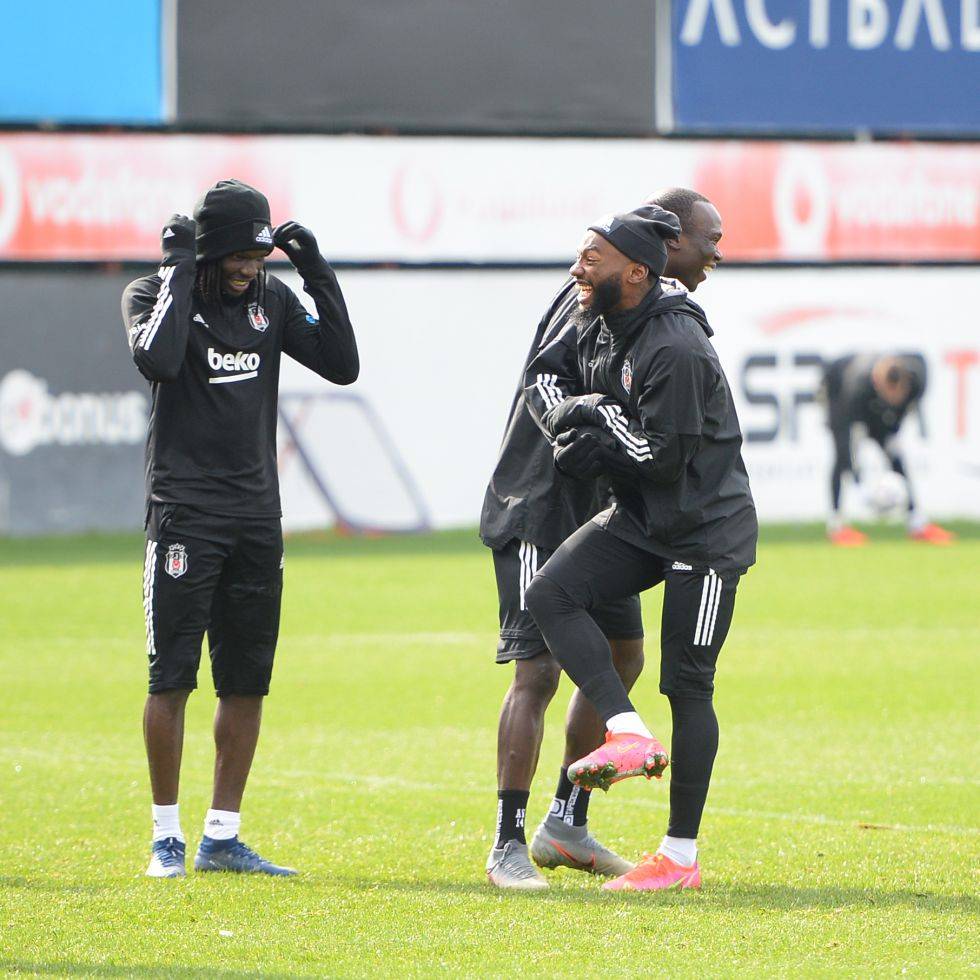 N'Koudou'ya unlu, yumurtalı kutlama - Görsel 2