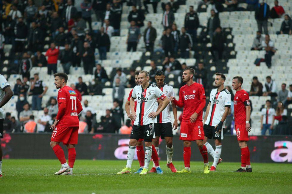 Önder Özen'den Batshuayi yorumu: "Haftalardır ben izlerken yoruldum, o daha yorulmadı" - Görsel 7