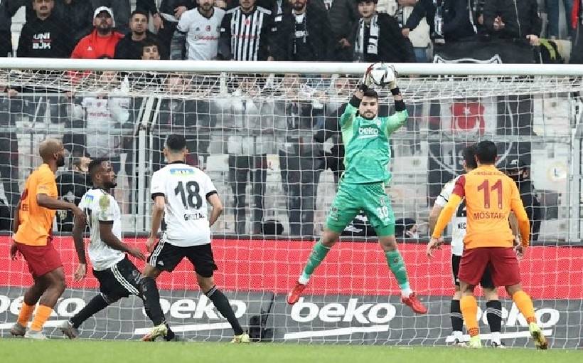 Ali Ece: "Muslera’dan daha iyi oynayıp galibiyeti getirecek deseydim, deli derdiniz!" - Görsel 1