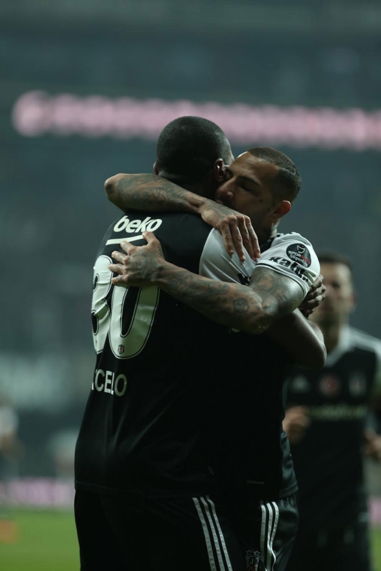 Beşiktaş-Başakşehir maçından kareler - Görsel 24