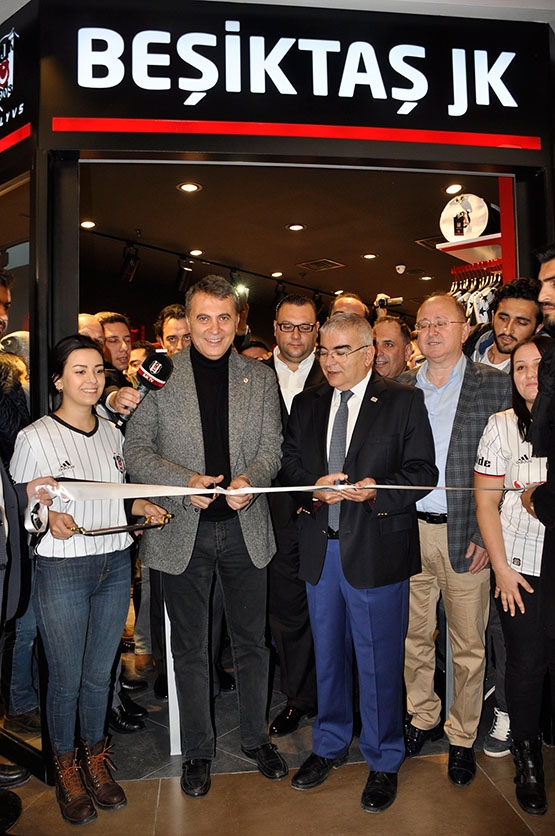 Fikret Orman, yeni Kartal Yuvası mağazasını açtı! - Görsel 8