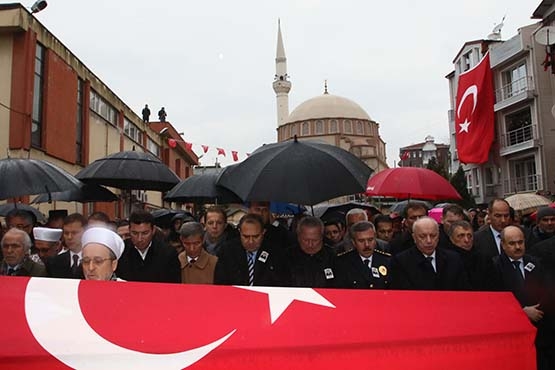Şehidimiz Vefa Karakurdu son yolculuğuna böyle uğurlandı - Görsel 19