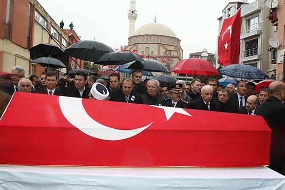 Şehidimiz Vefa Karakurdu son yolculuğuna böyle uğurlandı - Görsel 8