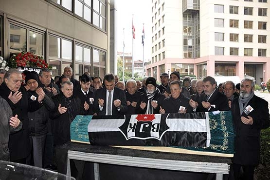 Faik Akdil son yolculuğuna uğurlandı - Görsel 4