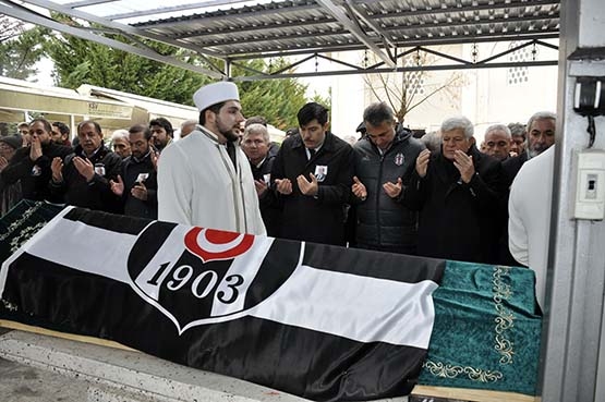 Faik Akdil son yolculuğuna uğurlandı - Görsel 8
